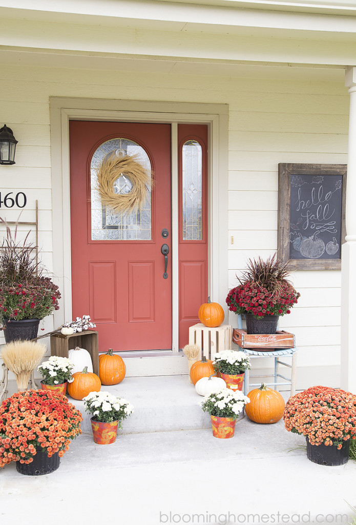 Fall Porch Decor - Blooming Homestead